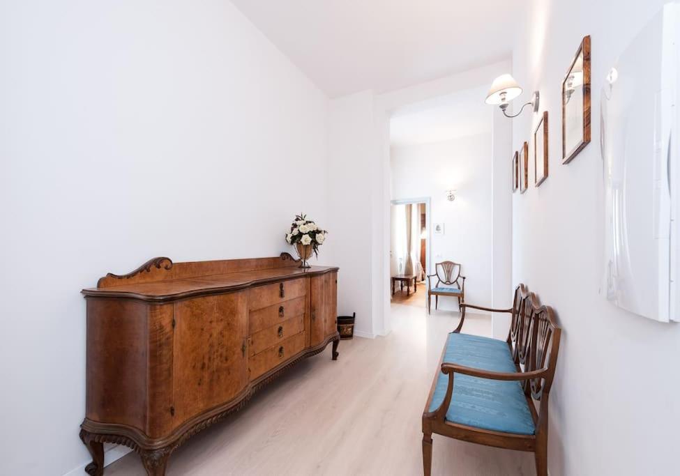 Loft Pino Centrale, A/c Wifi Apartamento